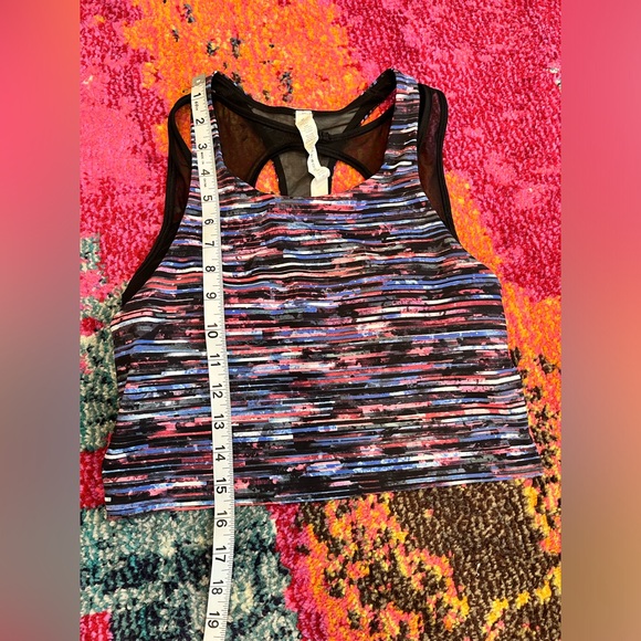 Lululemon Break Free Cropped Tank Size 6 - Picture 10 of 10